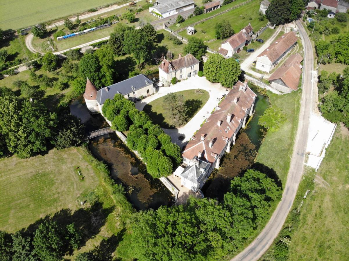 Chateau De Mauvilly Экстерьер фото